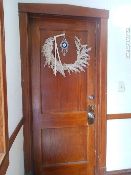 Building Photo - 2558 W 39th Pl