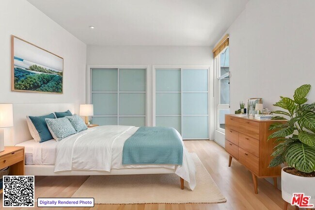 Building Photo - 8550 Holloway Dr