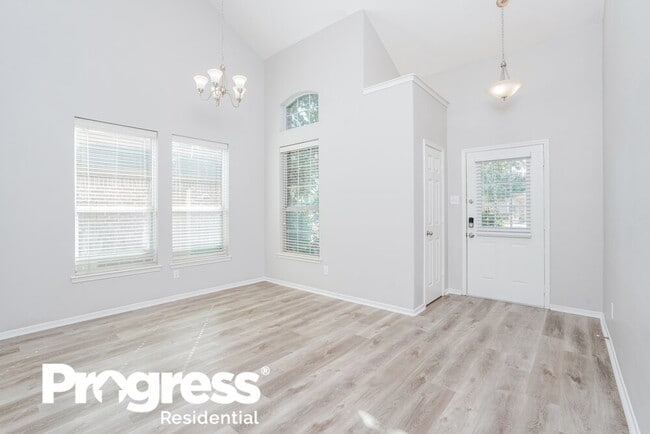 Building Photo - 6206 Lovage Ave
