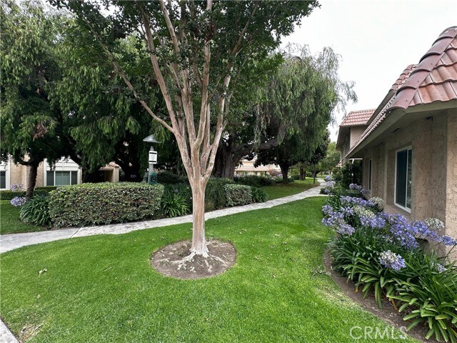Building Photo - 18598 Creek Ln