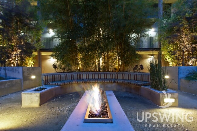 Building Photo - Modern Loft in Historic Plant 51 in Downto...