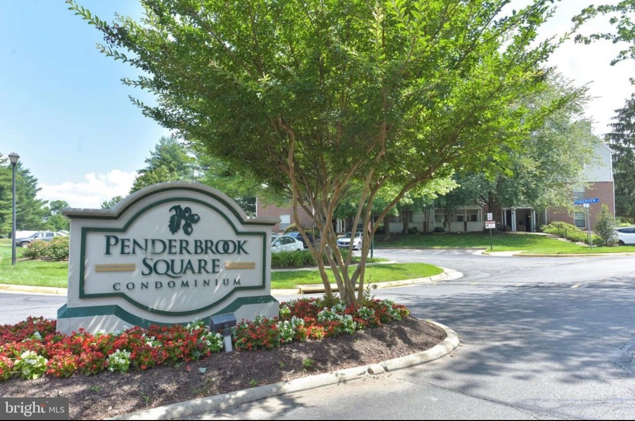 Building Photo - 12158 Penderview Ln