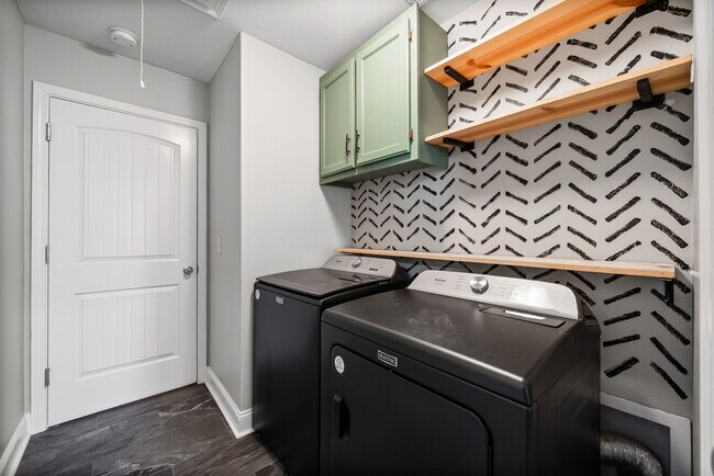 Building Photo - 1796 Rains Rd