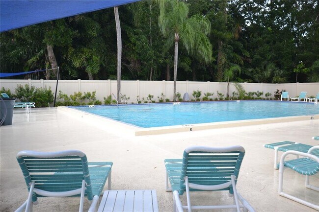 Building Photo - 40 Gretchen Ct