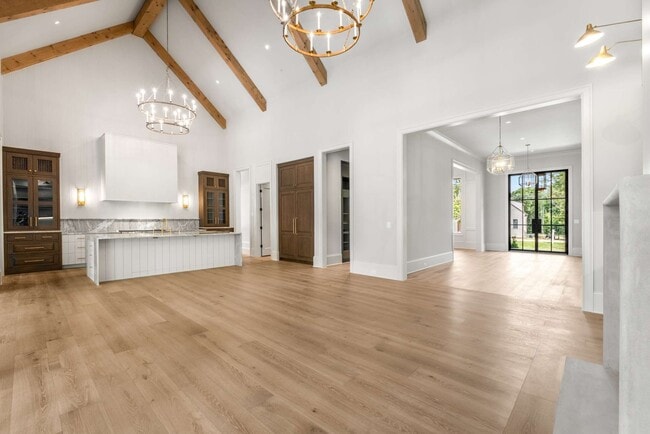 Building Photo - 8115 Devens Dr