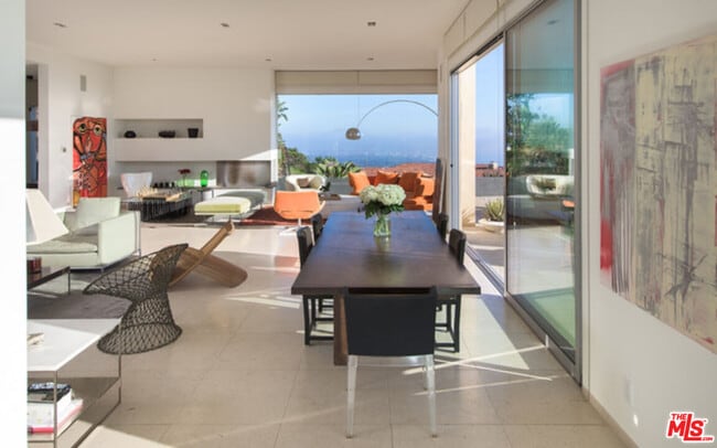 Building Photo - 1099 Vista Grande Dr