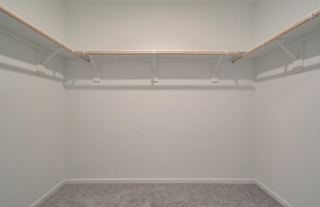 Building Photo - 18054 Le Gotte Ln