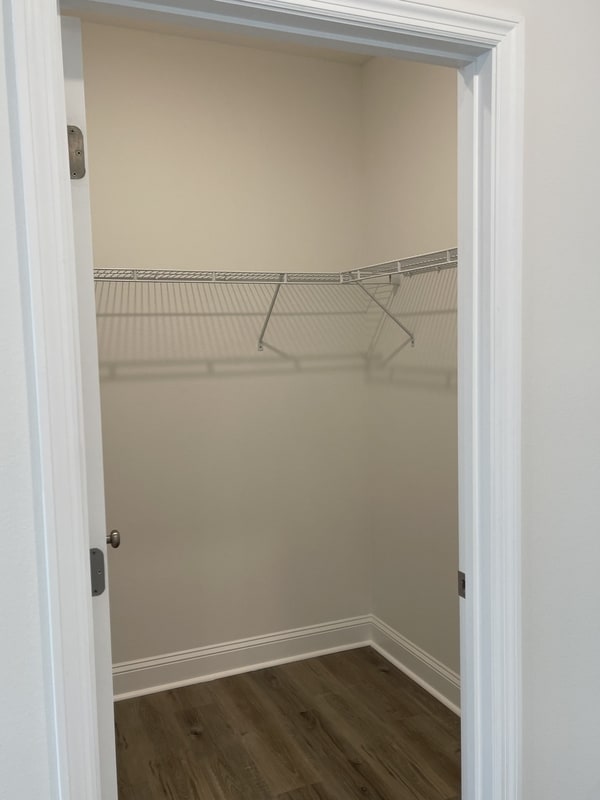 Building Photo - 5658 Native Oak Dr