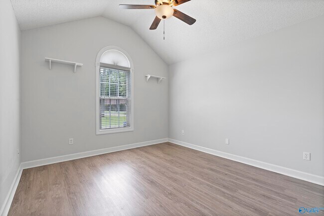 Building Photo - 115 Tahoe Cir