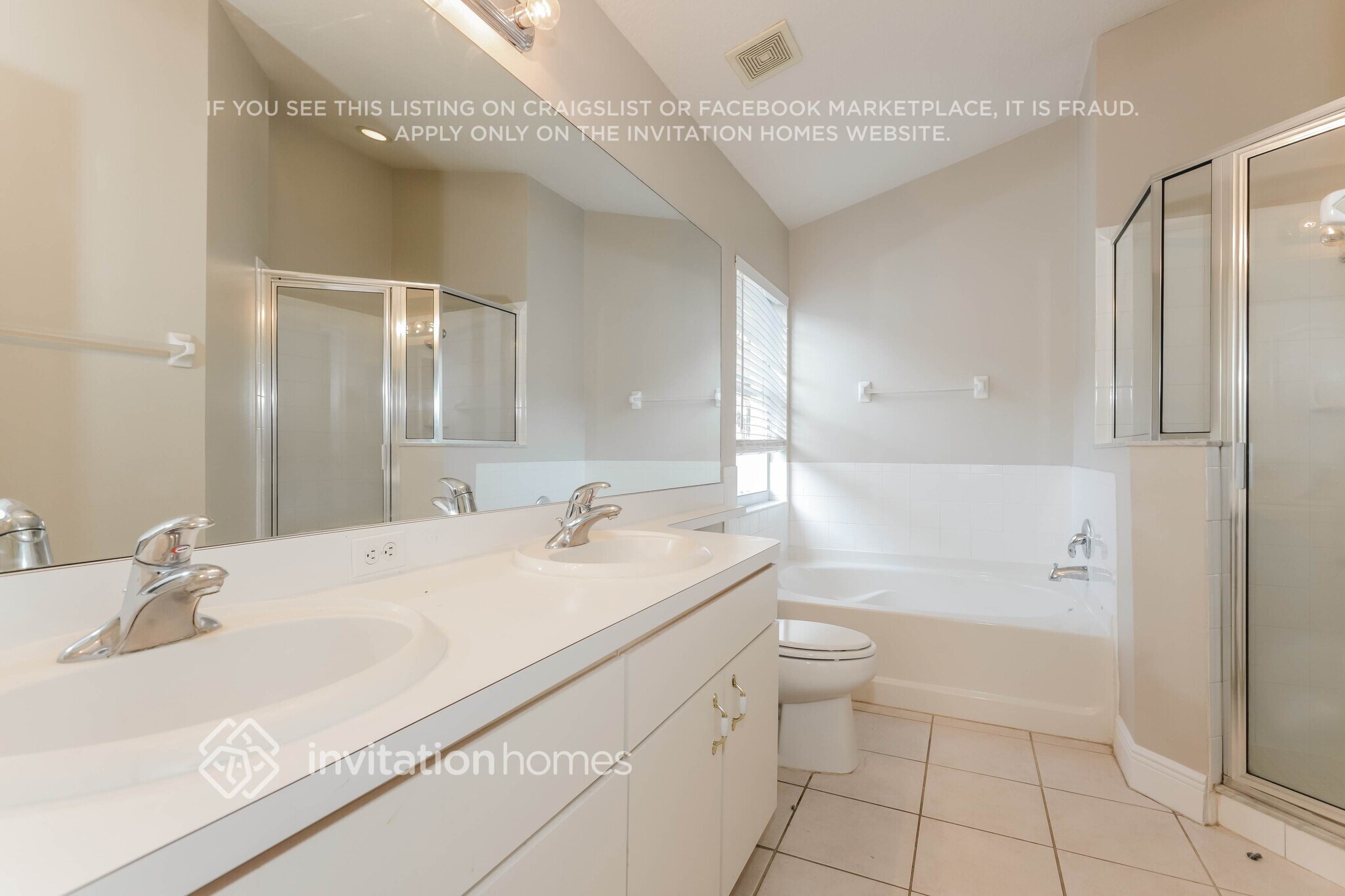 Building Photo - 513 Somerstone Dr