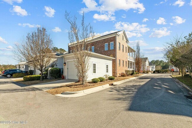 Building Photo - 3908 Harkers Way