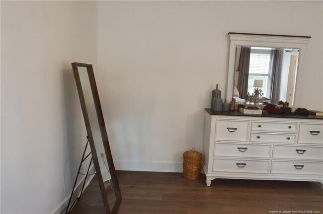 Building Photo - 486 Falls Creek Dr