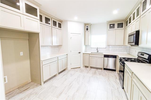 Building Photo - 540 Highview Ct