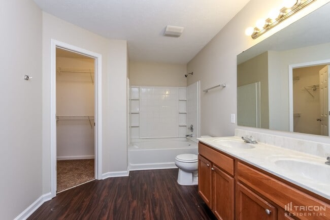 Building Photo - 10719 Mistflower Way