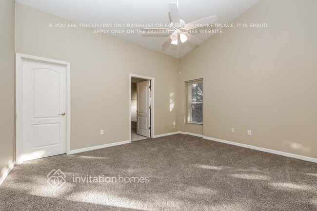 Building Photo - 6939 Crown Lake Dr