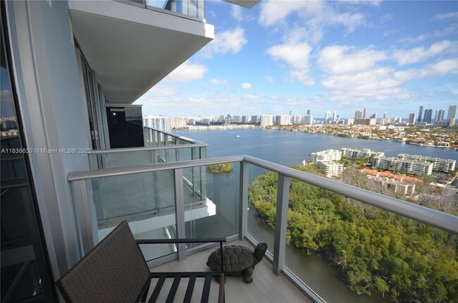 Building Photo - 16385 Biscayne Blvd