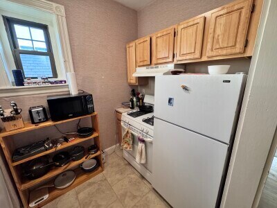 Building Photo - 101 Saint Paul St