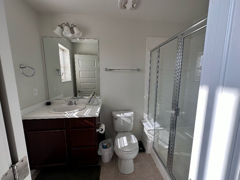 Building Photo - 10139 Belvedere Lp