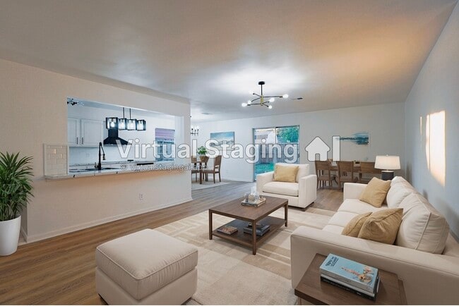 Building Photo - 11611 Sagedowne Ln