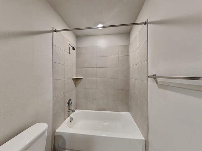 Building Photo - 5105 Sidesaddle Dr