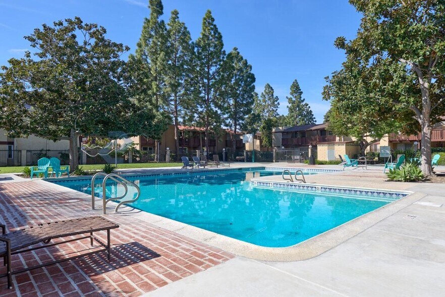 Building Photo - 1010 W MacArthur Blvd