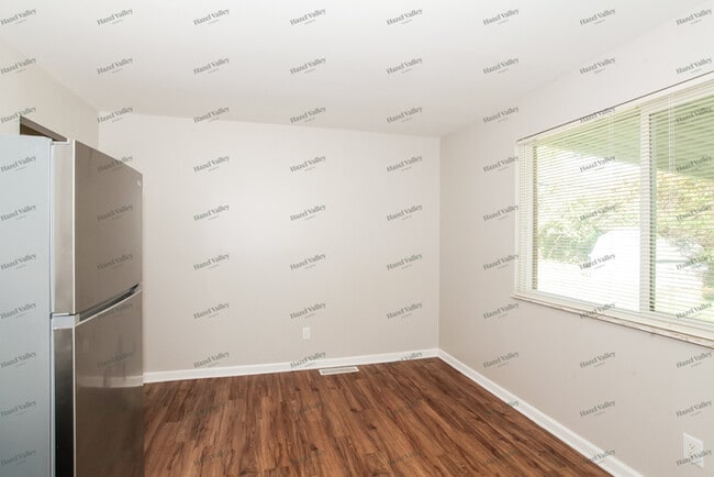 Building Photo - 1934 Windmill Way