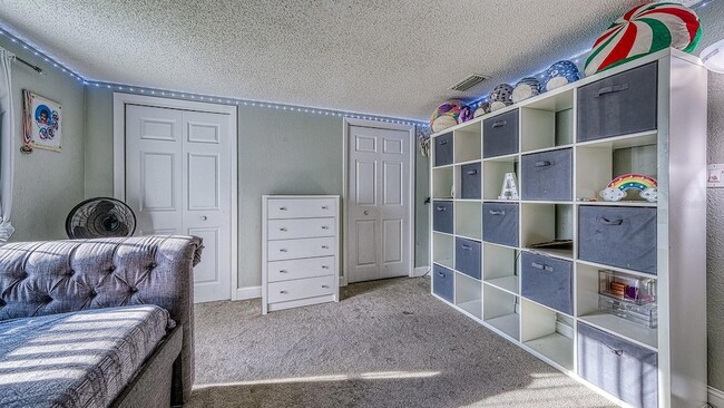 Building Photo - 9206 Gray Fox Ln