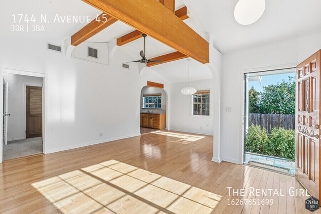 Building Photo - 1744 N Ave 45