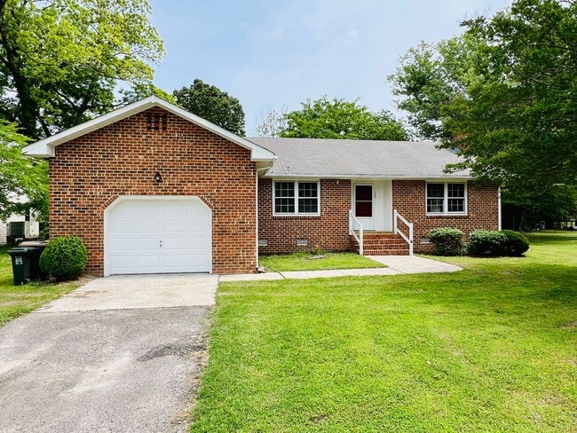 Building Photo - 3bdr 2bth home in the heart of Poquoson