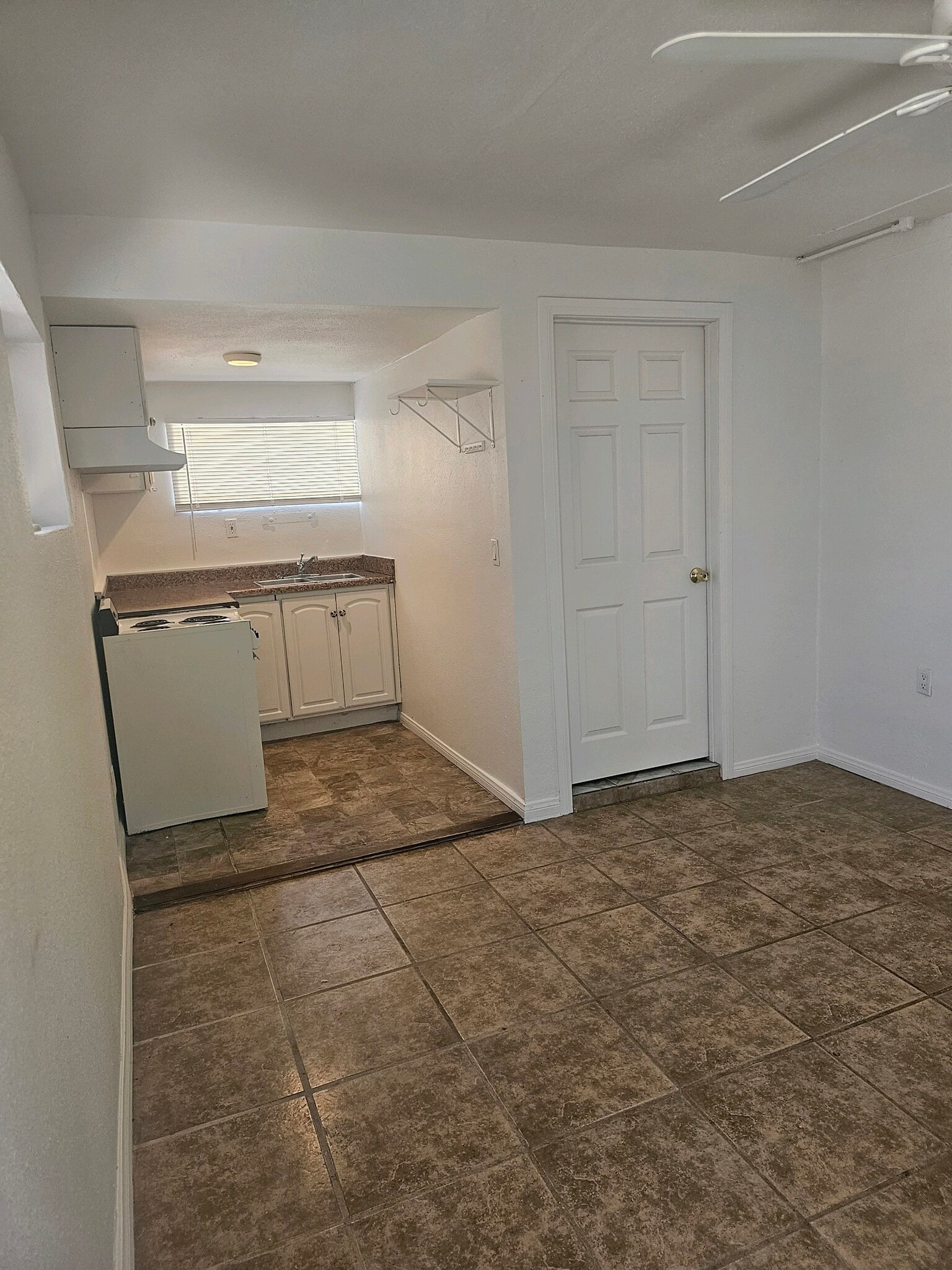 Building Photo - 61080 Azania Ave