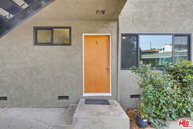 Building Photo - 4110 Division Pl