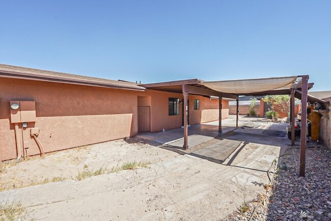 Building Photo - 1183 Babbitt Ln