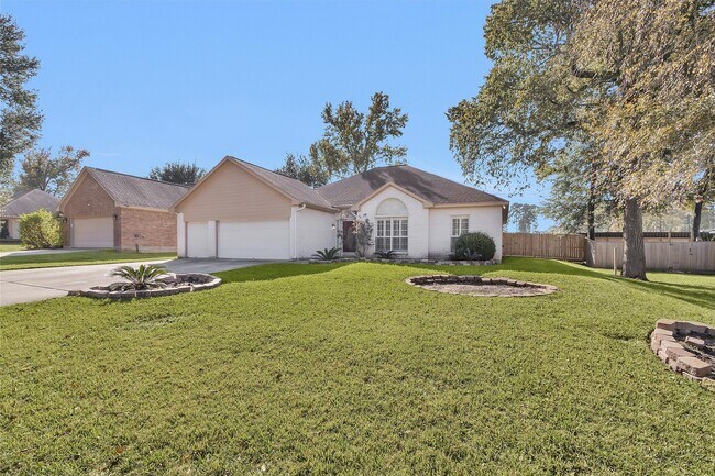 Building Photo - 147 April Waters Dr W