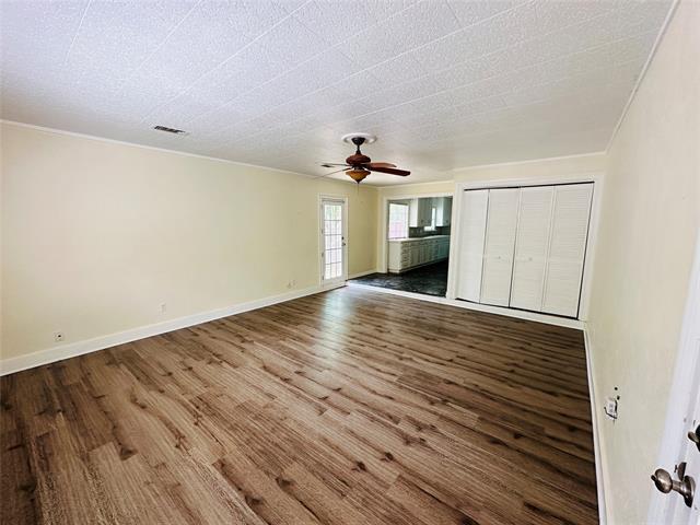 Building Photo - 3414 Hampshire Dr