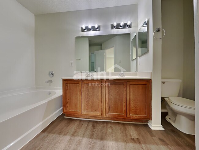 Building Photo - 3112 Amber Waves Ln
