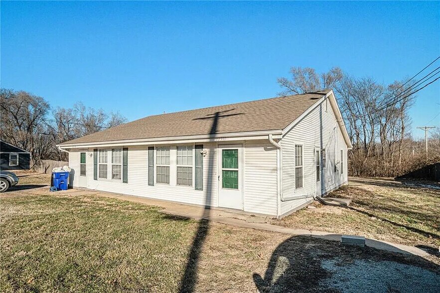 Building Photo - 12309 3rd St