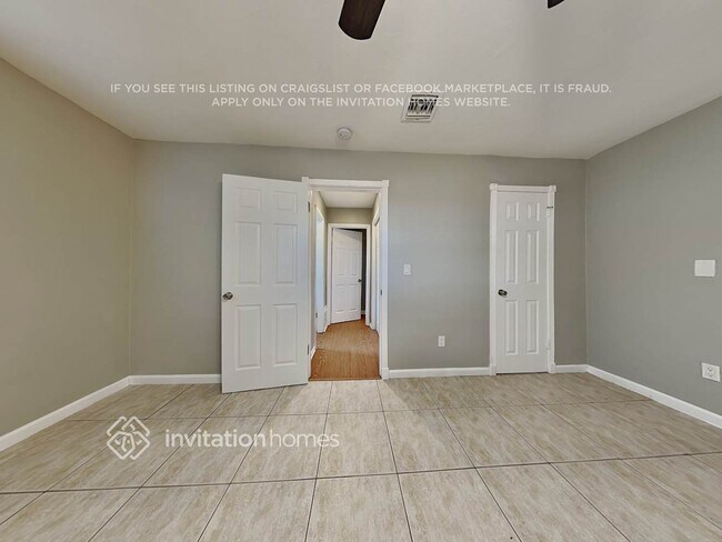 Building Photo - 5730 Volsella Pl