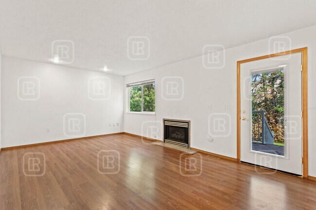 Building Photo - 1325 W Qualchan Dr