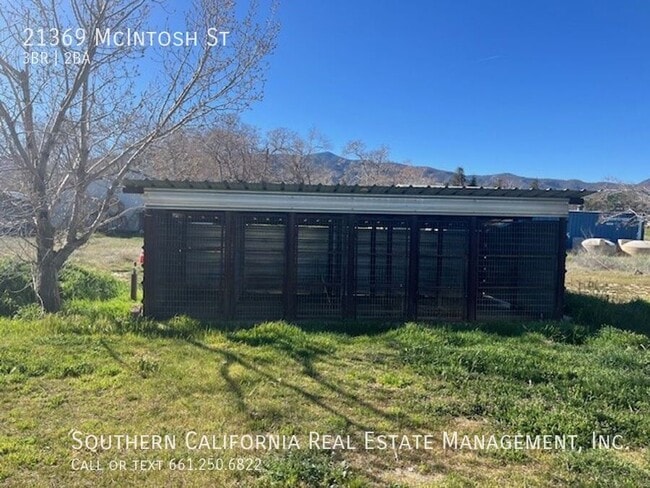 Building Photo - 21369 McIntosh St