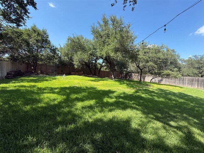 Building Photo - 408 Cargill Dr