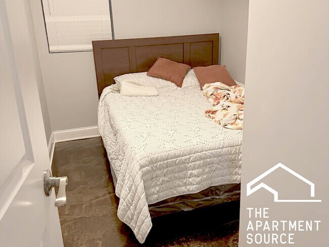 Building Photo - 2937 W Jackson Blvd