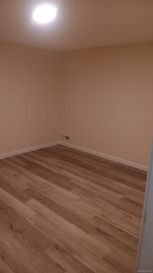 Building Photo - 1600 Brightshore Blvd