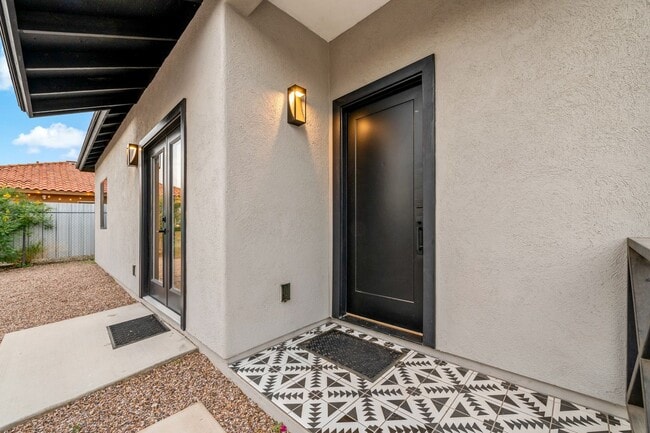 Building Photo - PRE-LEASE for August 2026 Gorgeous New Construction!