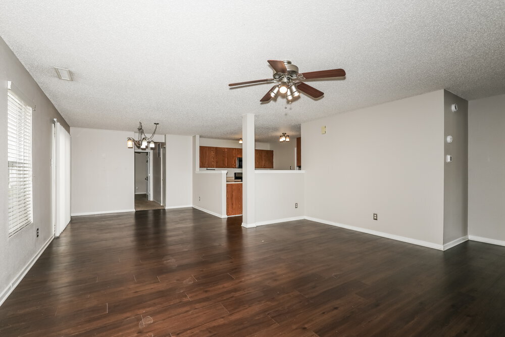 Building Photo - 14428 Black Farm Dr