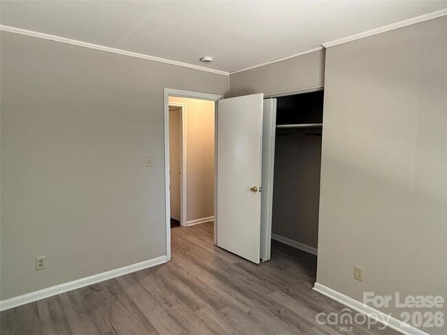 Building Photo - 524 Echodale Dr