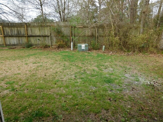 Building Photo - 1507 College Way