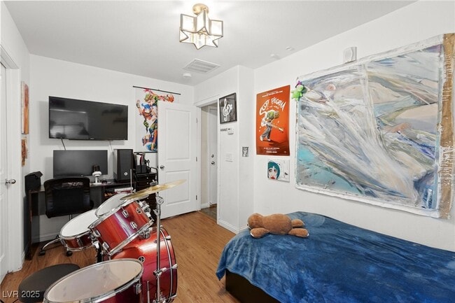 Building Photo - 9050 W Tropicana Ave