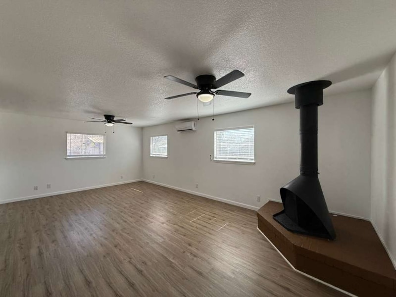 Building Photo - 230 Craigmont Ln