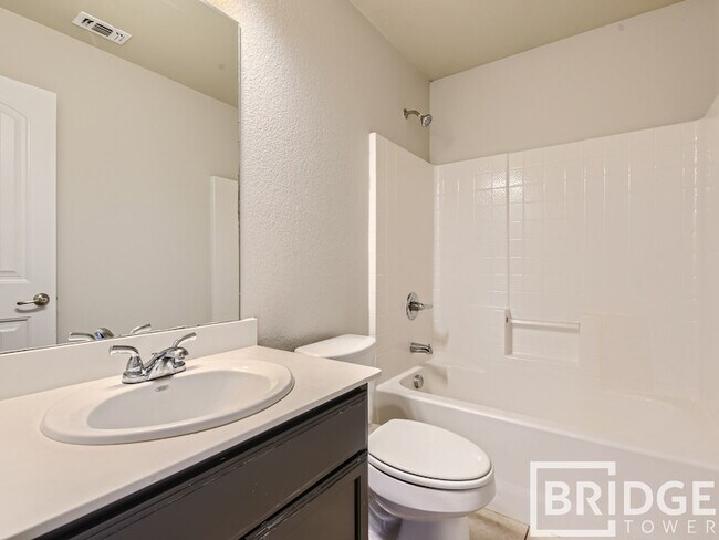 Building Photo - 9212 Abaco Way