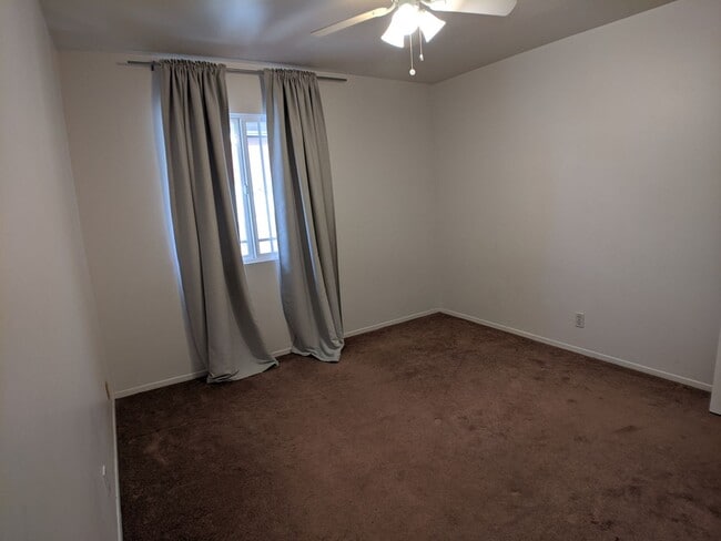 Building Photo - Beautiful 3 Bedroom Home with Pool